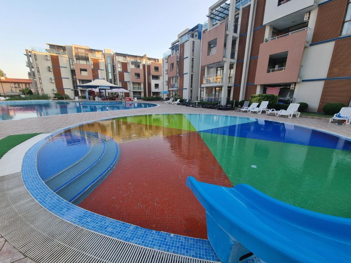 Studio Apartment With Balcony 300M From Beach Słoneczny Brzeg Zewnętrze zdjęcie