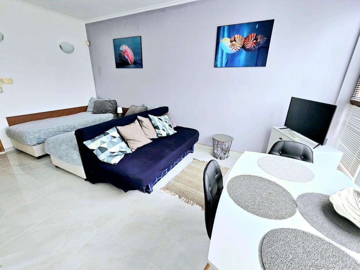 Studio Apartment With Balcony 300M From Beach Słoneczny Brzeg Zewnętrze zdjęcie