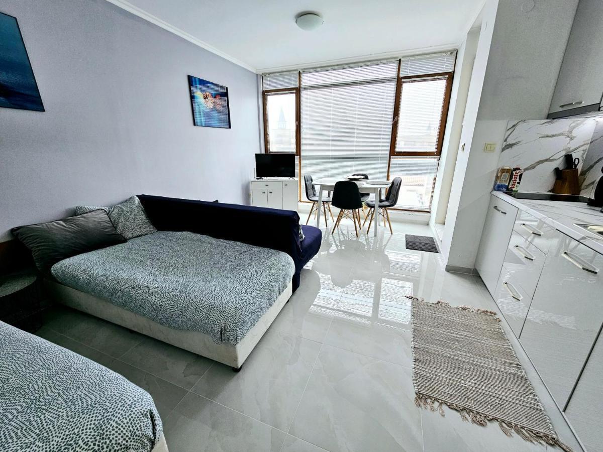 Studio Apartment With Balcony 300M From Beach Słoneczny Brzeg Zewnętrze zdjęcie
